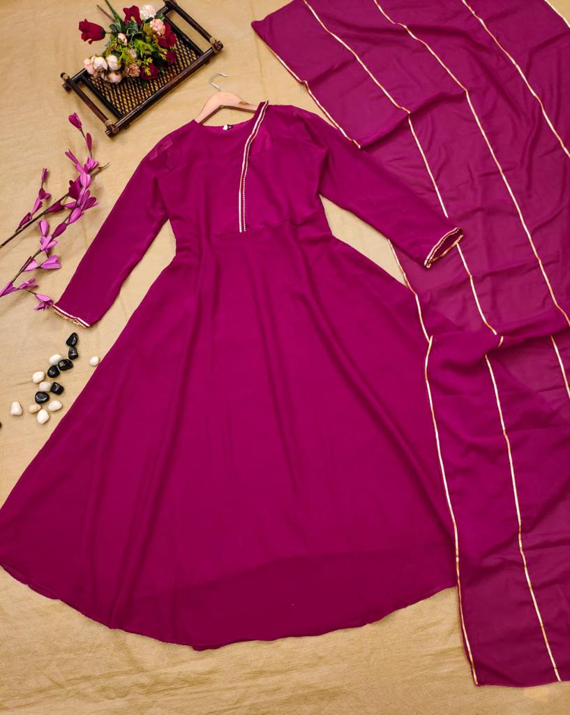Stylish Anarkali Gown With Dupatta